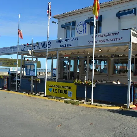 Hotel Logis Le Terminus 2*