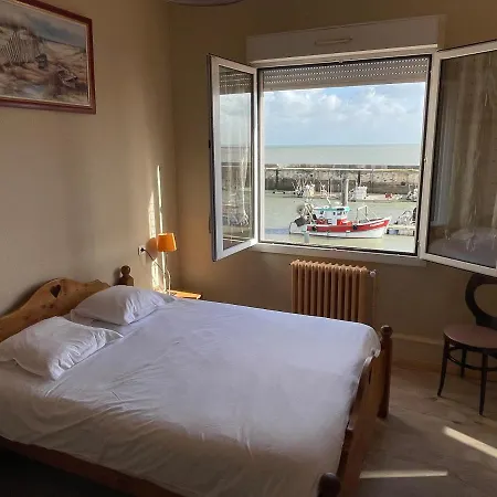 Hotel Logis Le Terminus Bourcefranc