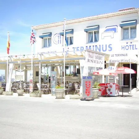 Hotel Logis Le Terminus