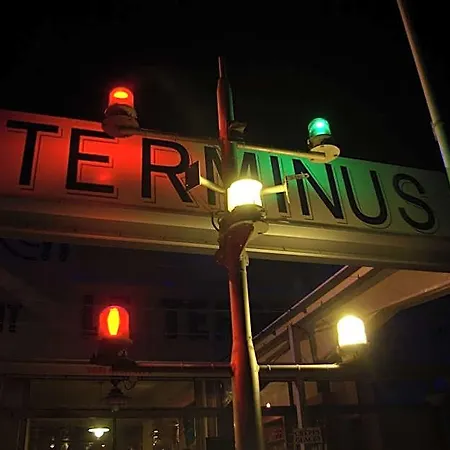 Hotel Logis Le Terminus Bourcefranc