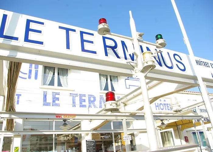 Logis Le Terminus Bourcefranc