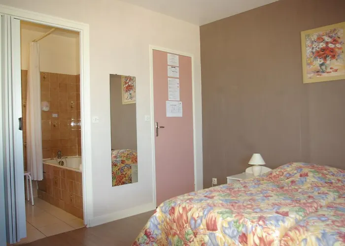 Hotel Logis Le Terminus